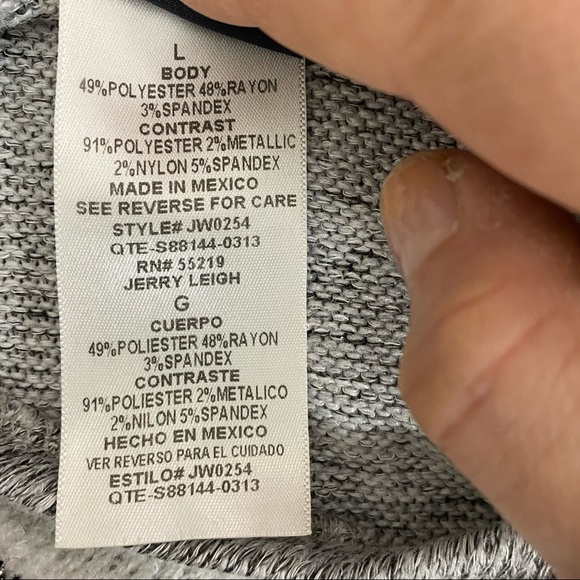 Stranded Juniors “Steal My Heart” Striped Knit Sweater L White Black Gray 3/4 - Picture 6 of 11